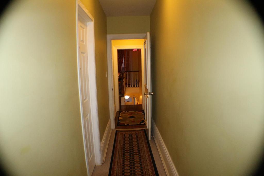 Comfy Guesthouse & Suite トロント 部屋 写真